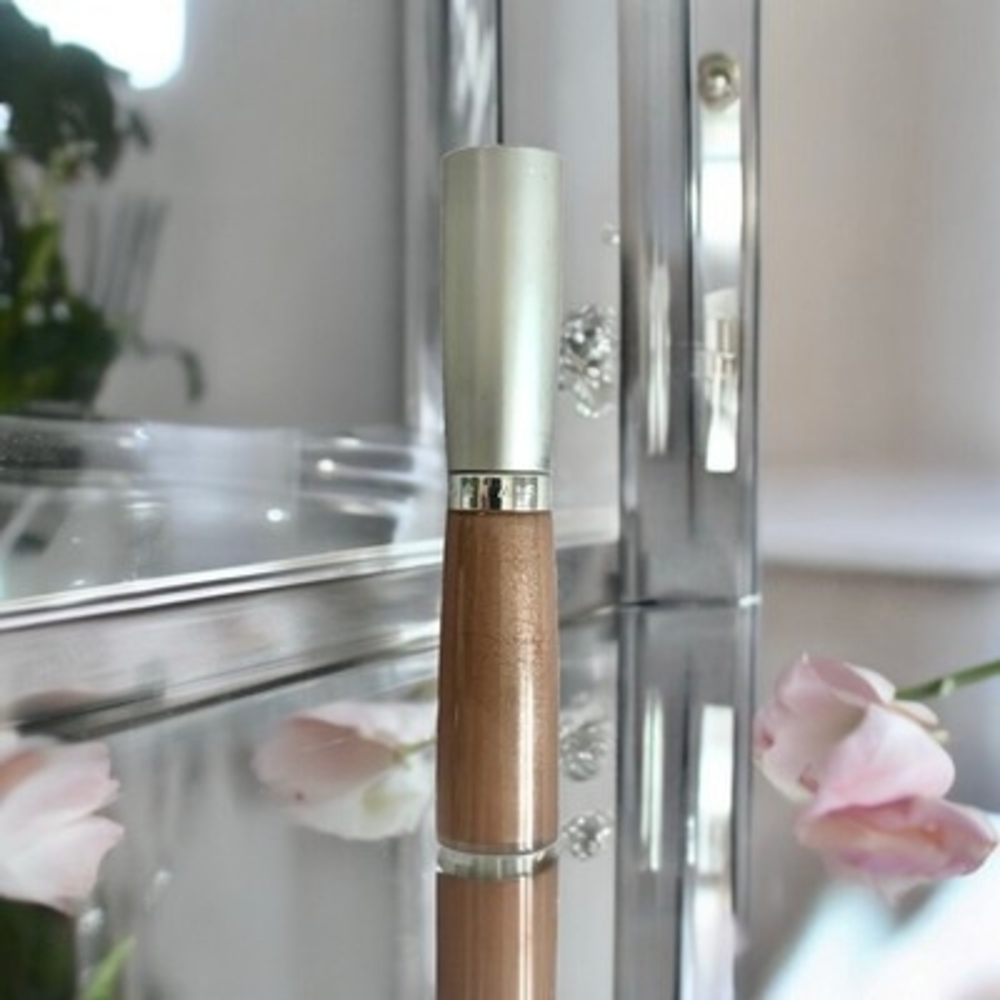 Victoria’s Secret Liquid Cream Shiny Lip Gloss 15 Sweet Dreams Rare